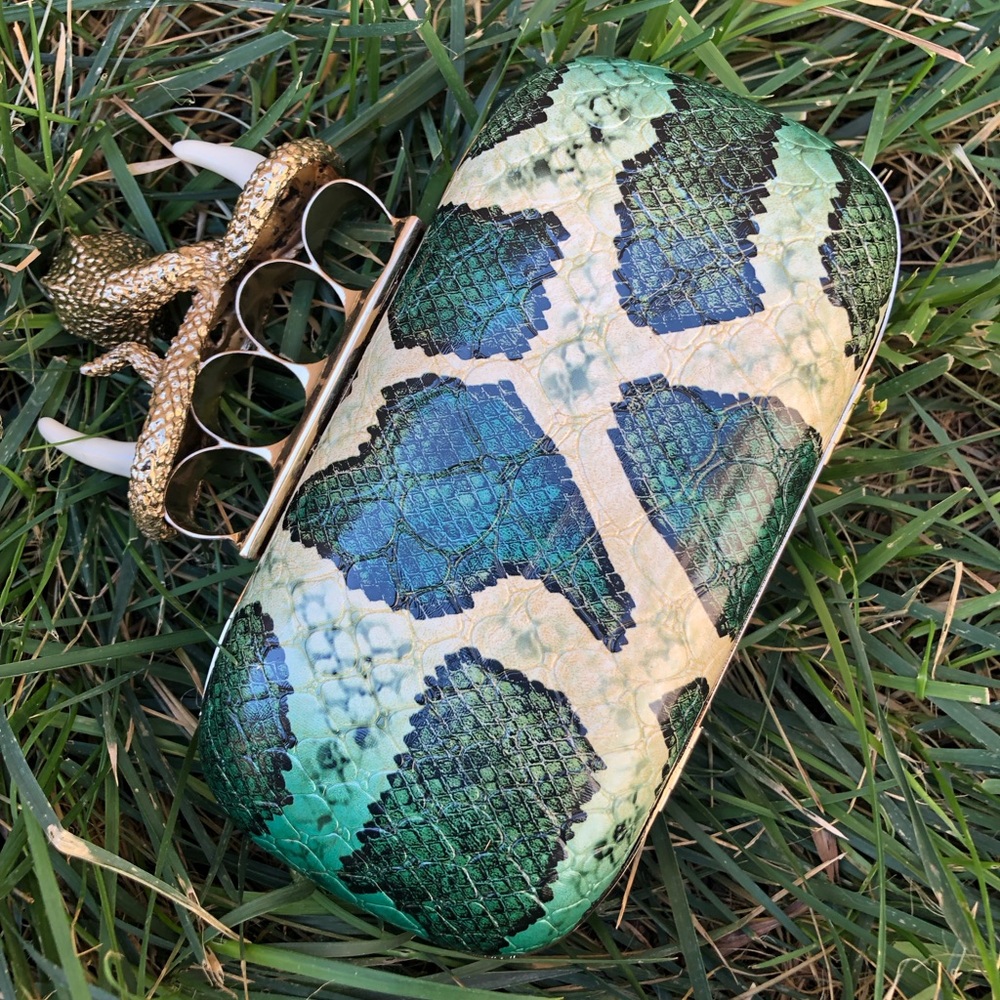 Green and Gold hardware,Snake Clutch knuckles unicorn rings and snake pattern. - Picture 12 of 12
